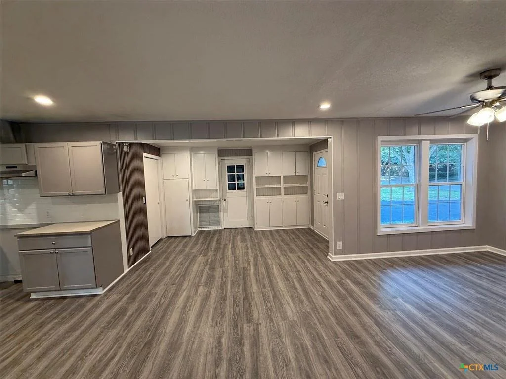 Photo of 302 Smith ST