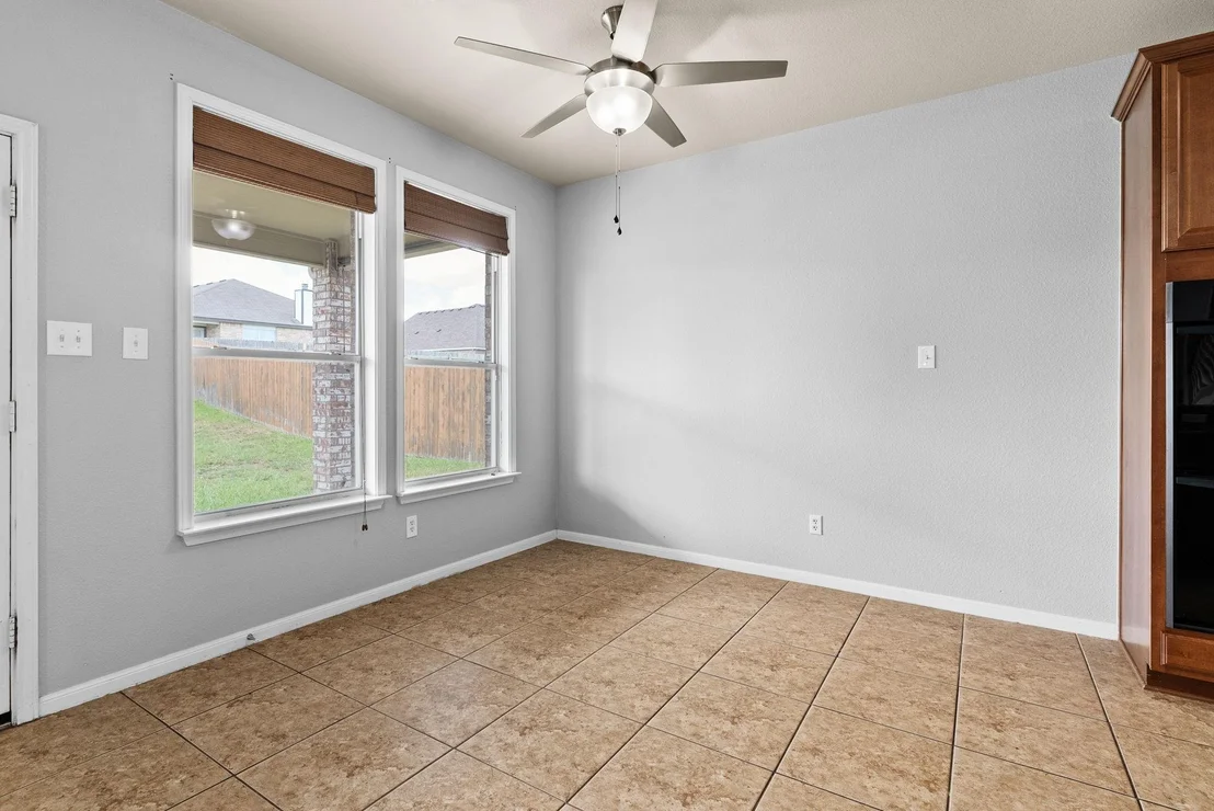 Photo of 5908 Mosaic TRL