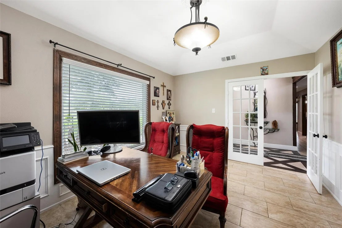 Photo of 301 Oak Ridge RD