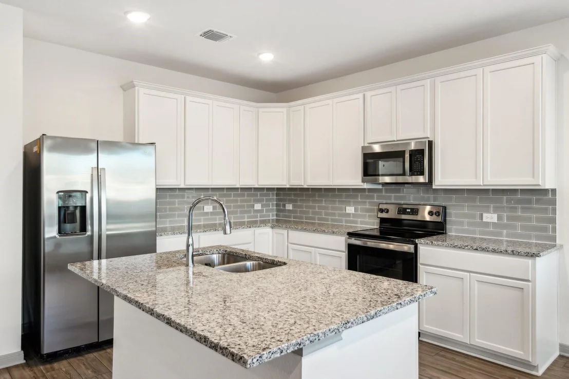 Photo of 6913 McGregor LOOP