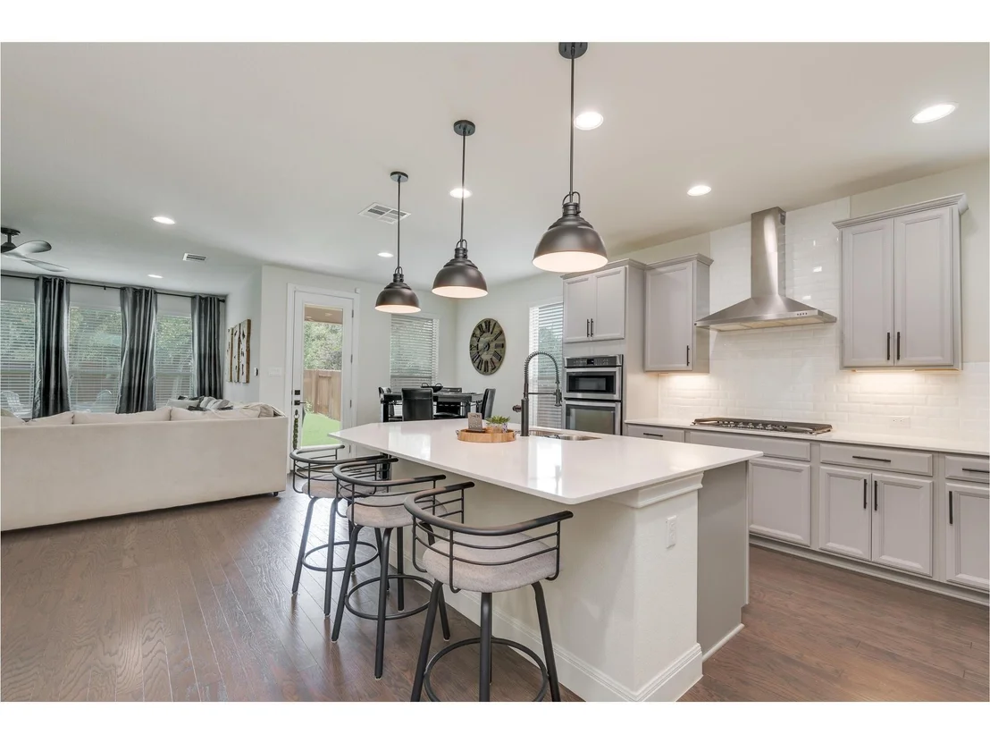 Photo of 1645 Humble Live DR