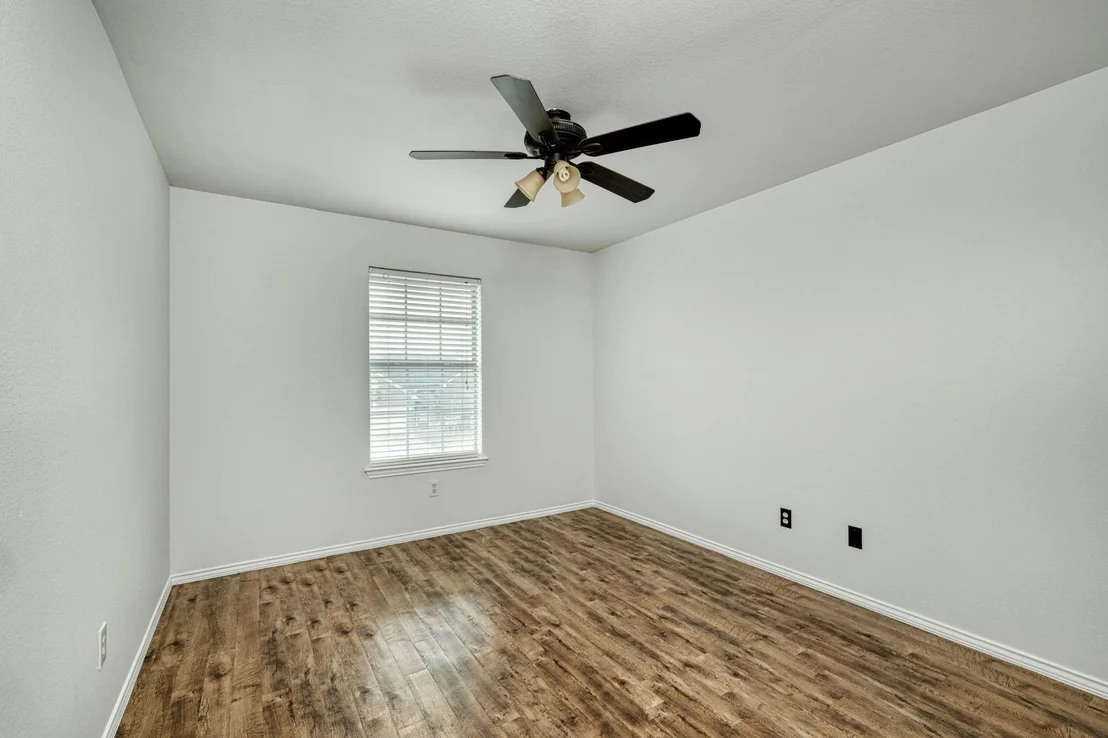 Photo of 303 Reinhardt BLVD