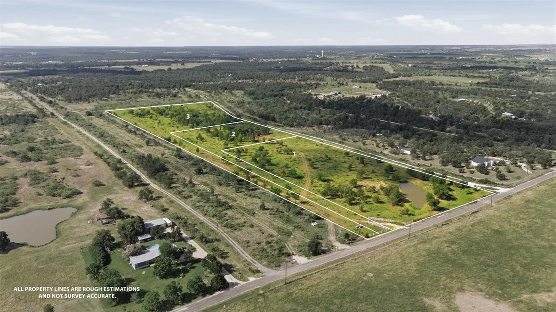 Photo of 3240 County Road 466 RD