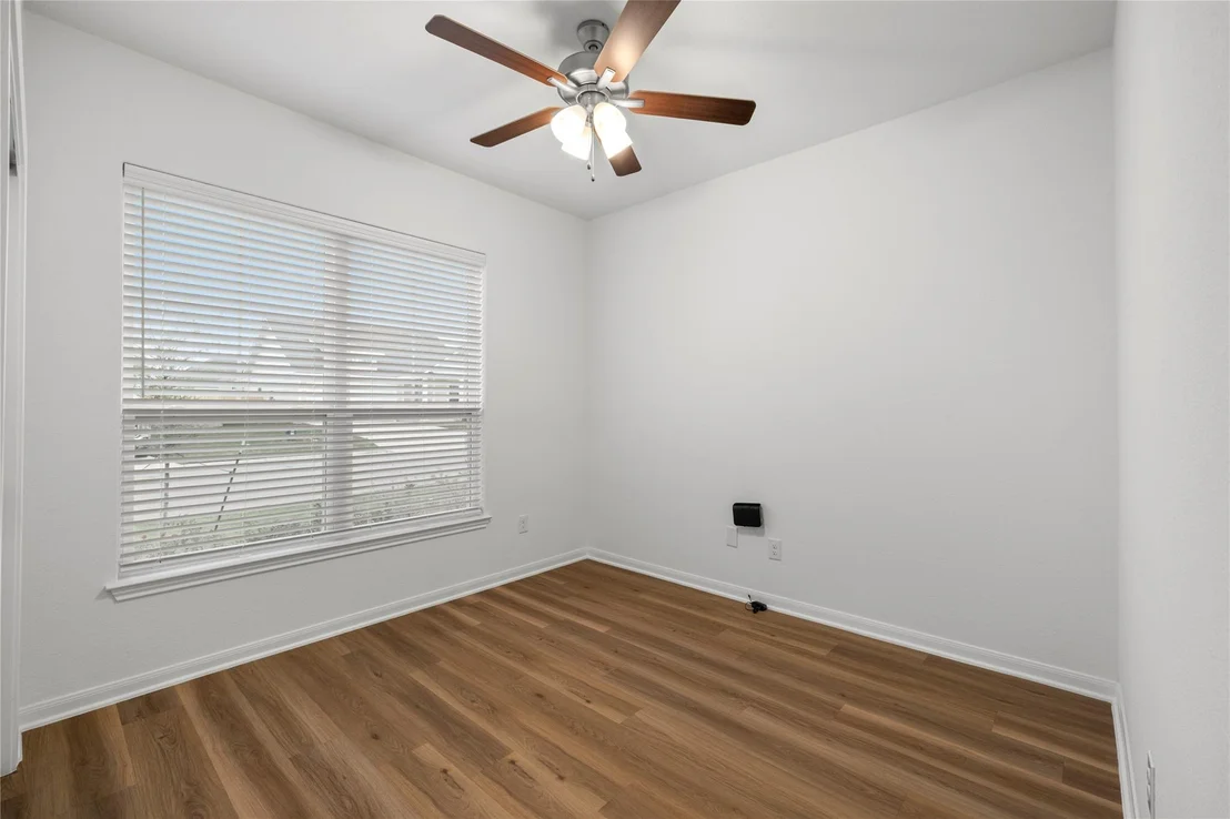 Photo of 8114 Timber Hollow LN