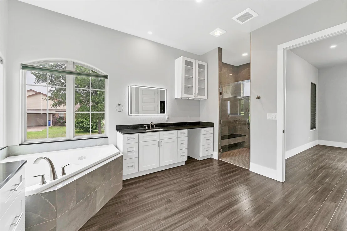 Photo of 145 Pavilion DR
