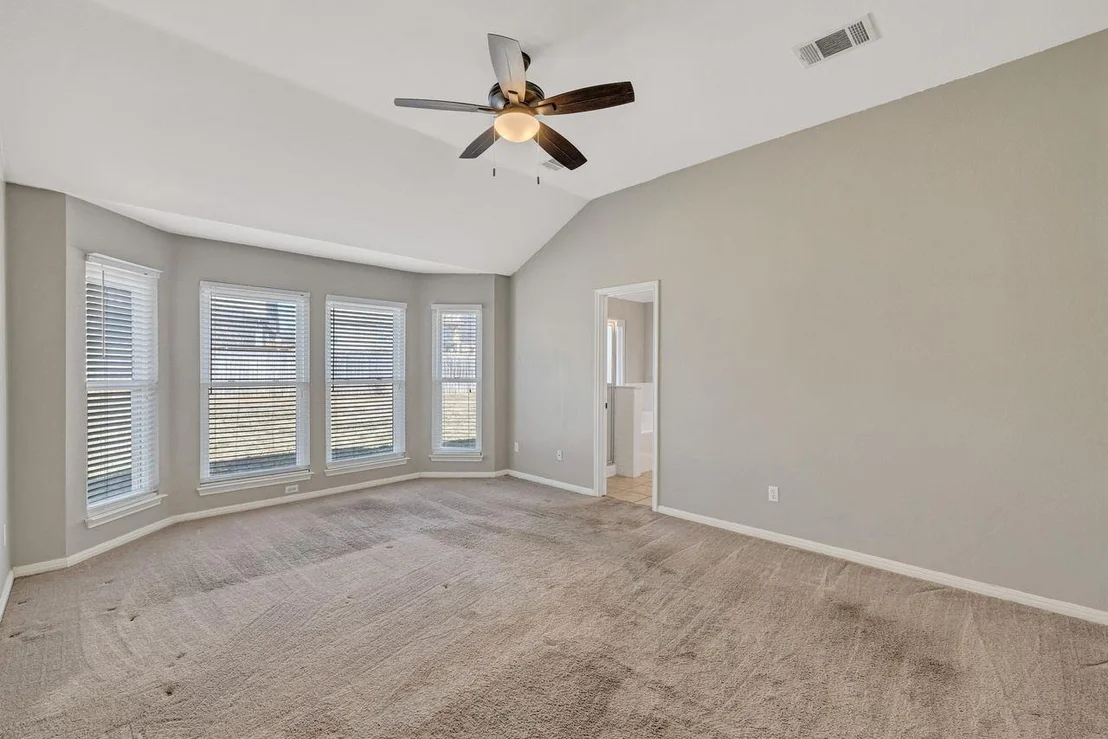 Photo of 214 River Park LN
