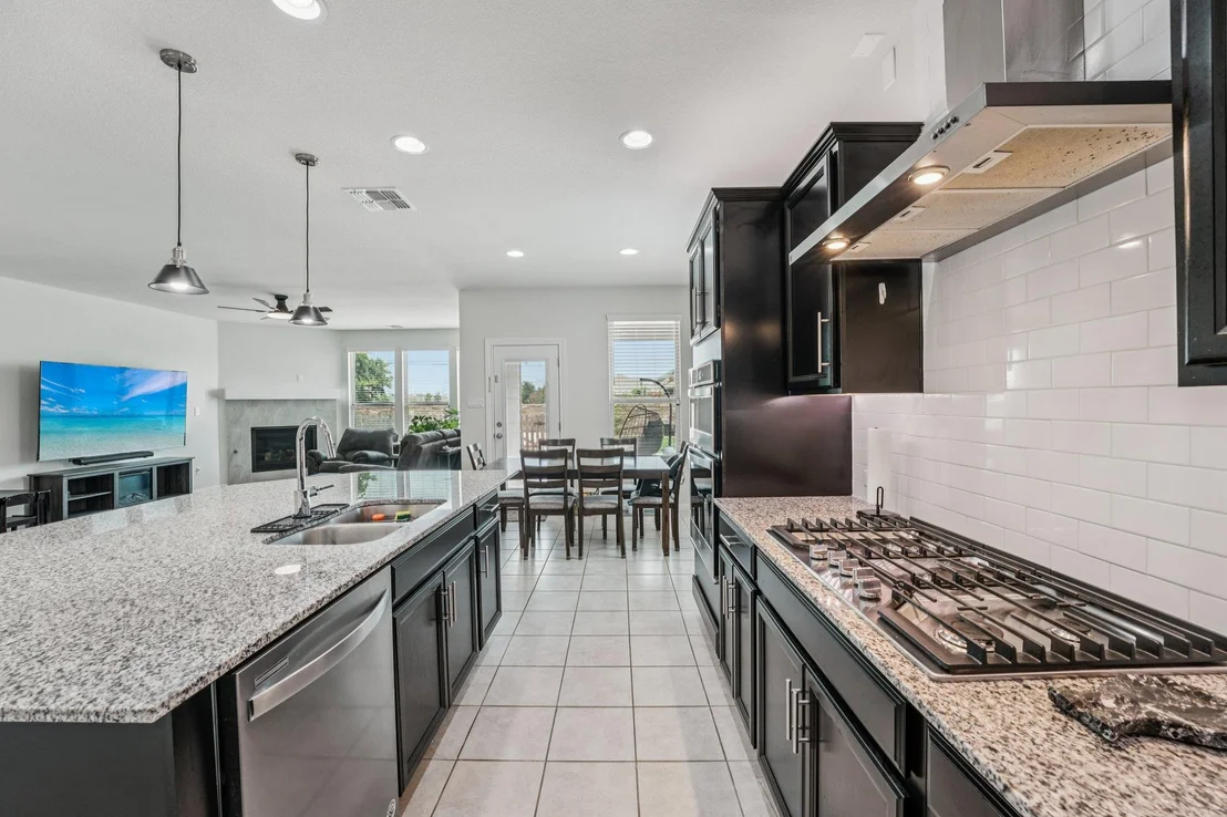 Photo of 5404 Anaheim Ave