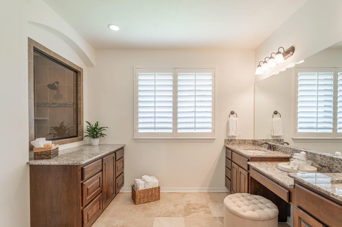Photo of 557 Merion DR