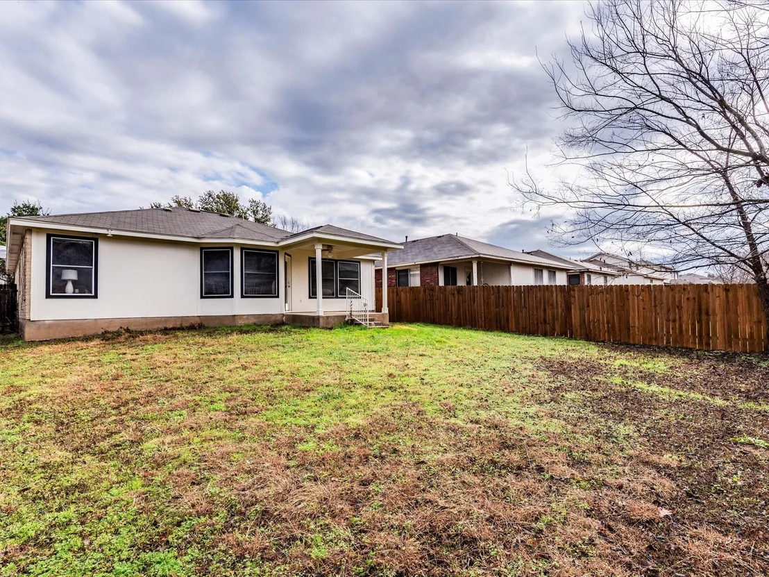 Photo of 1233 Tudor House RD