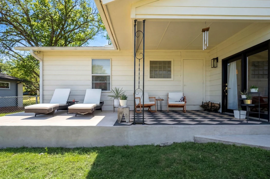 Photo of 906 Rocky Spring RD