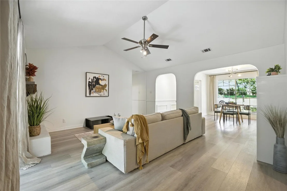 Photo of 5430 Salem Walk DR