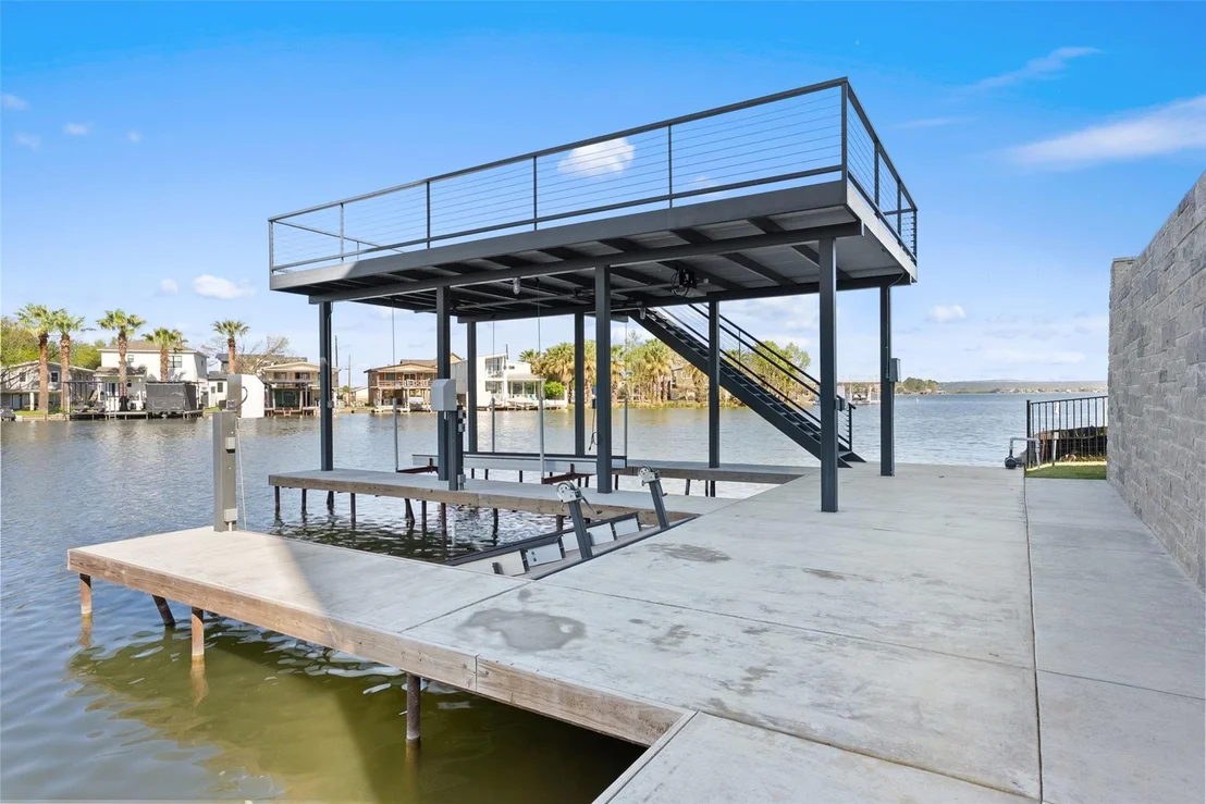 Photo of 175 Pointview DR
