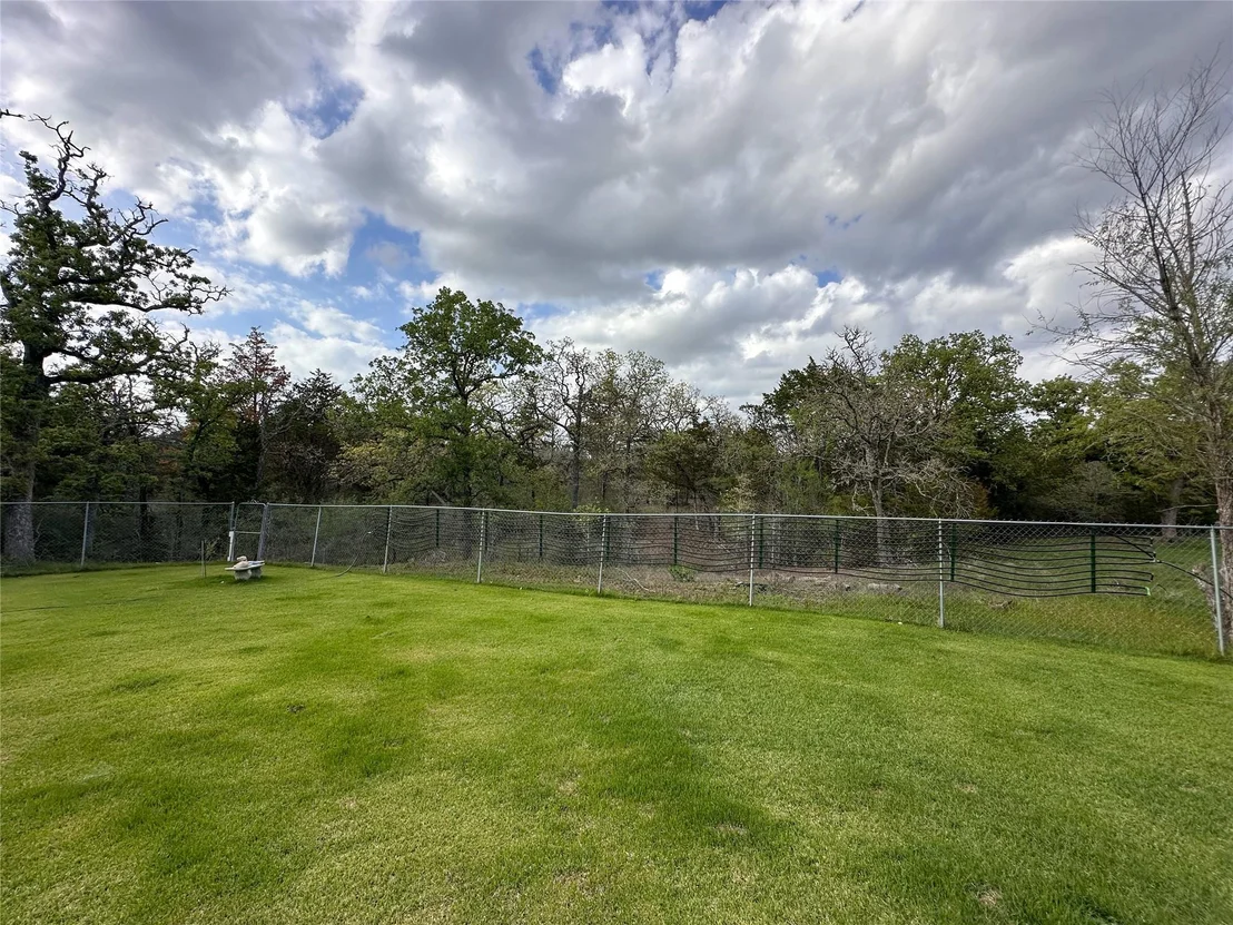 Photo of 368 Woodlands DR