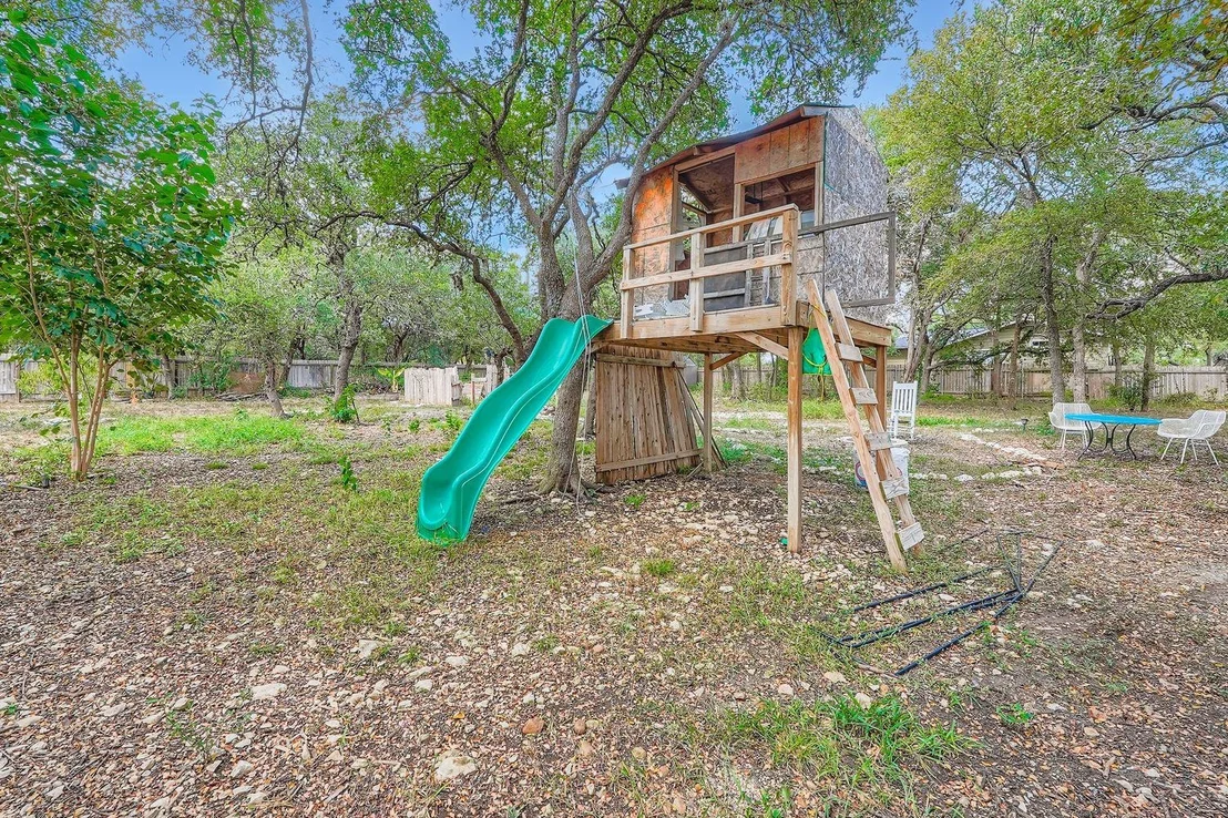 Photo of 100 Quarry Springs DR