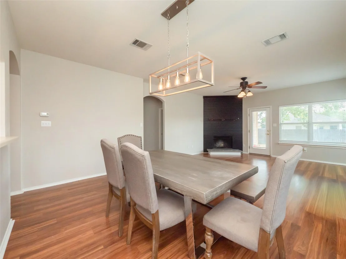 Photo of 115 N Brown ST