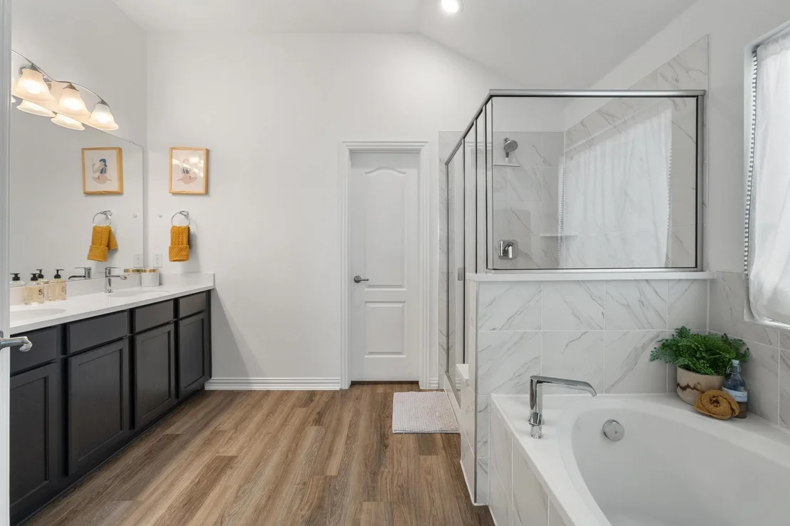 Photo of 221 Short Leaf DR
