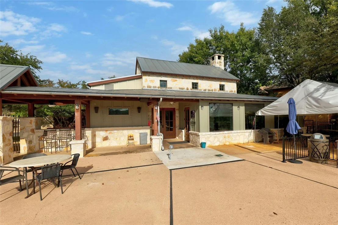 Photo of 18905 Leisure LN