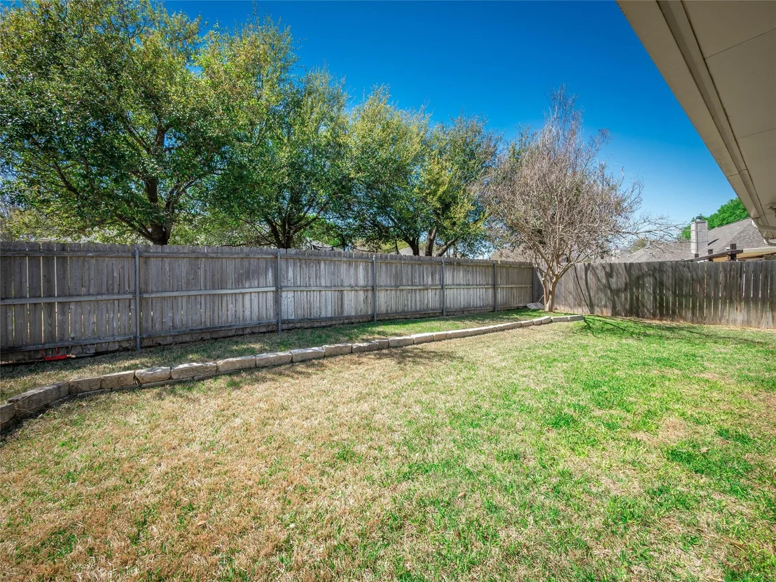 Photo of 2407 Kingsbury DR