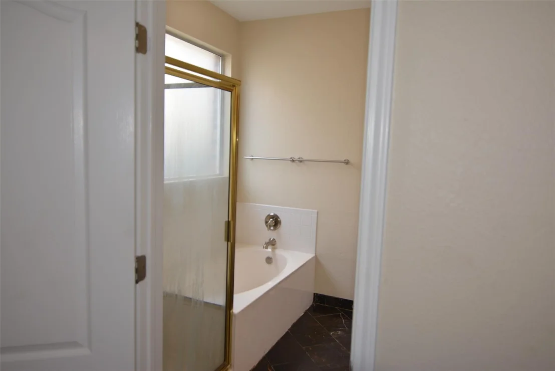 Photo of 2400 Nan LN