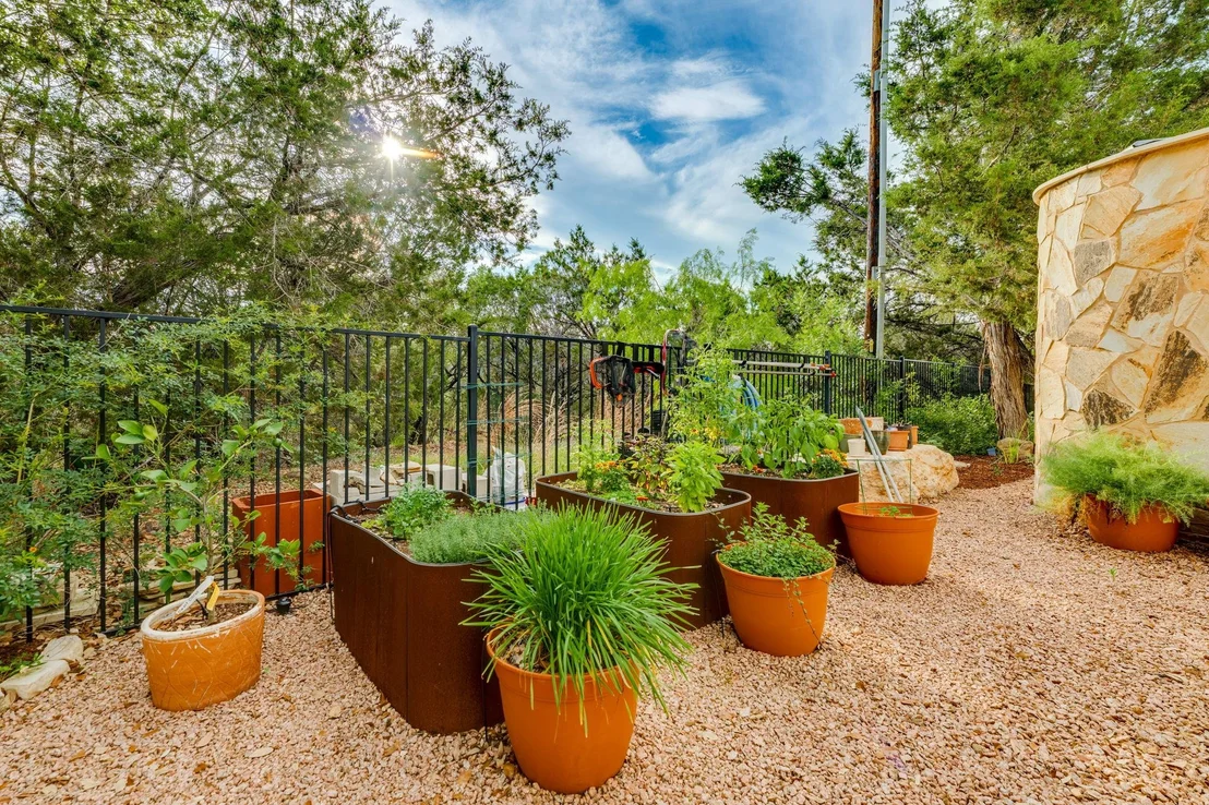 Photo of 13708 Montview DR