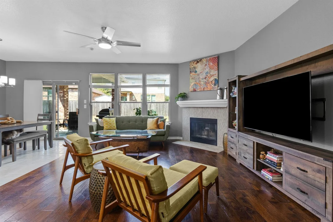 Photo of 1228 Yellow Iris RD