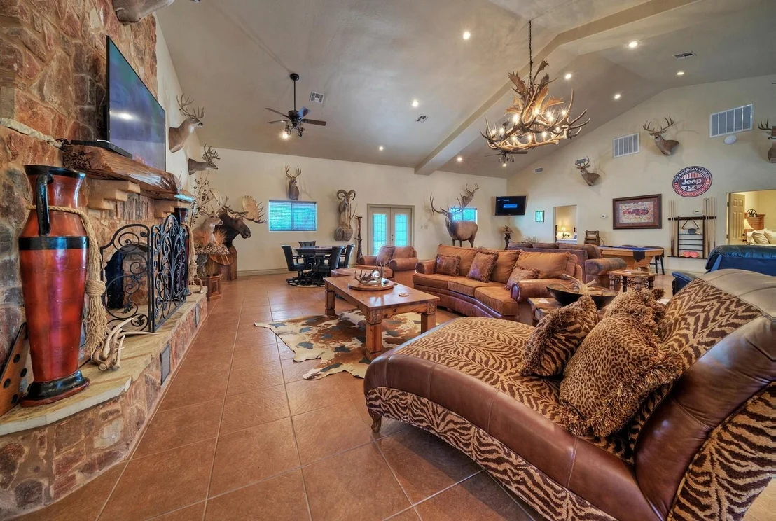Photo of 1372 Lyles Ranch RD
