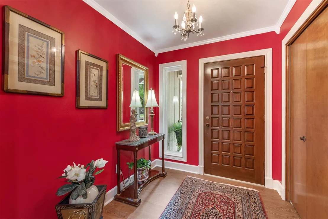Photo of 5504 Lands End ST
