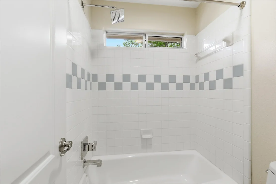Photo of 6513 Way LN