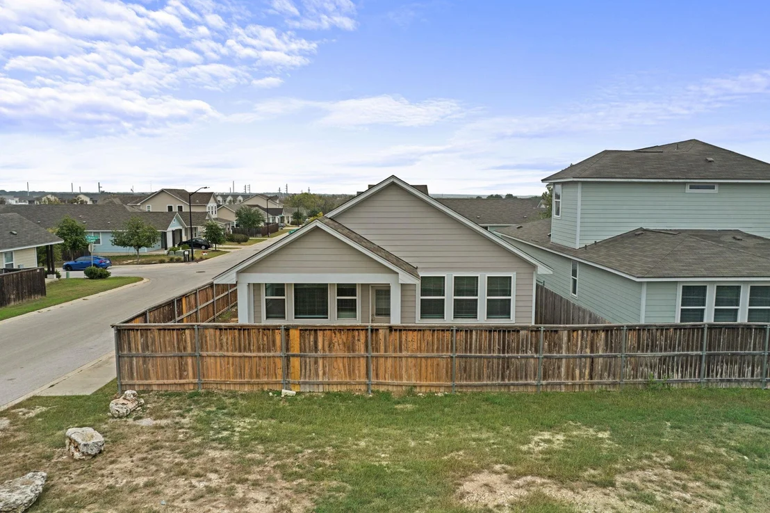 Photo of 217 Michaelis DR
