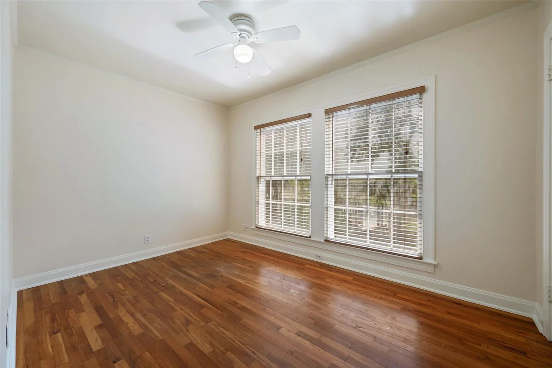 Photo of 3500 Lafayette Ave
