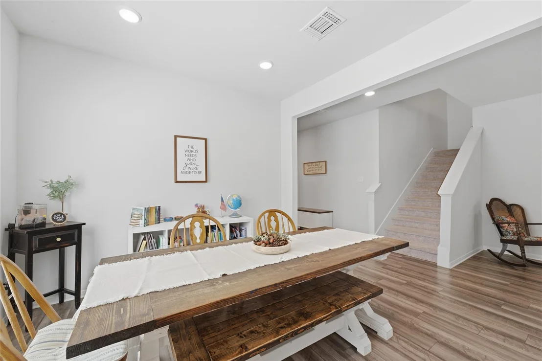 Photo of 636 Friar Tuck DR