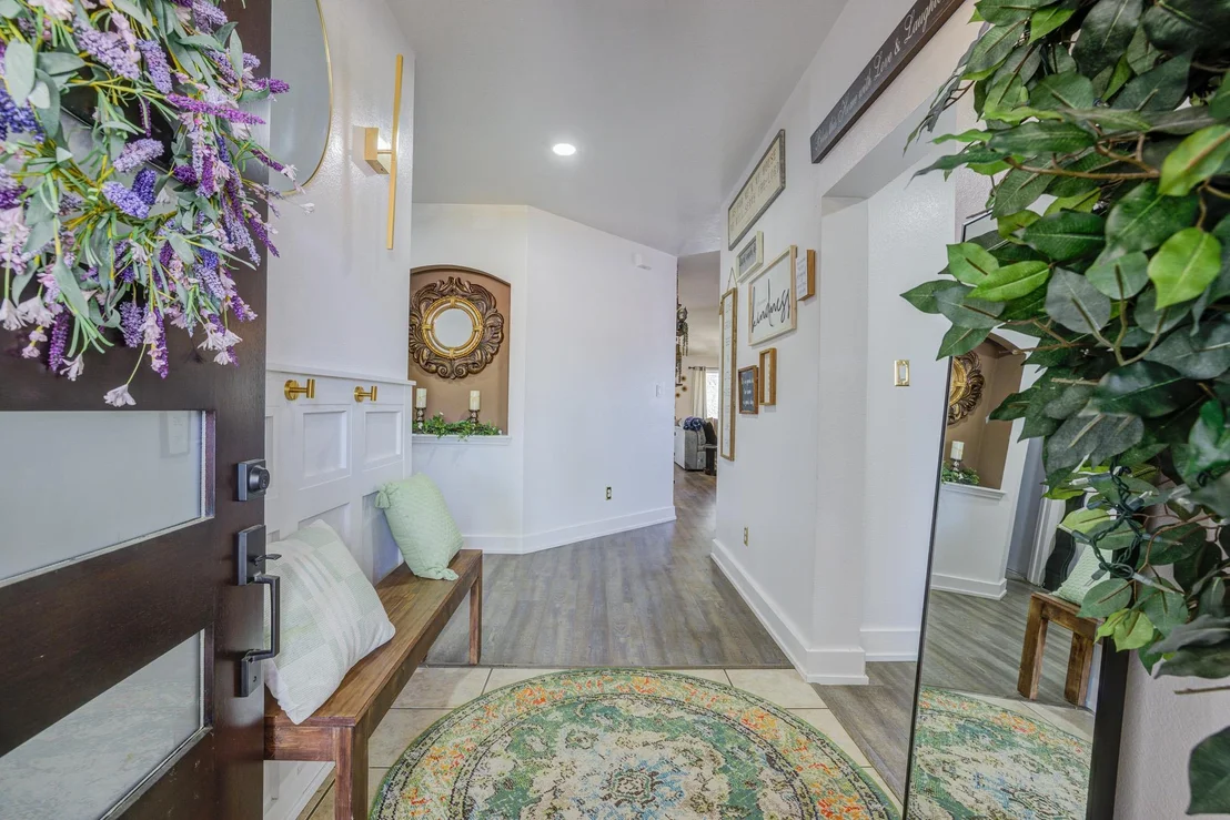 Photo of 1201 N Darjeeling DR