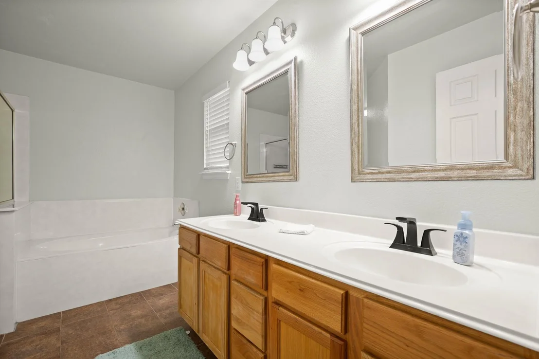 Photo of 213 Dana DR