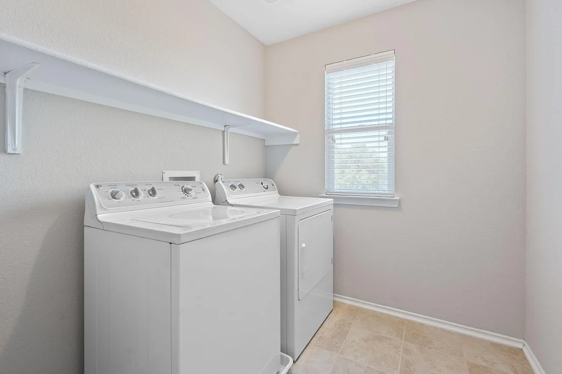 Photo of 476 Sheepshank DR