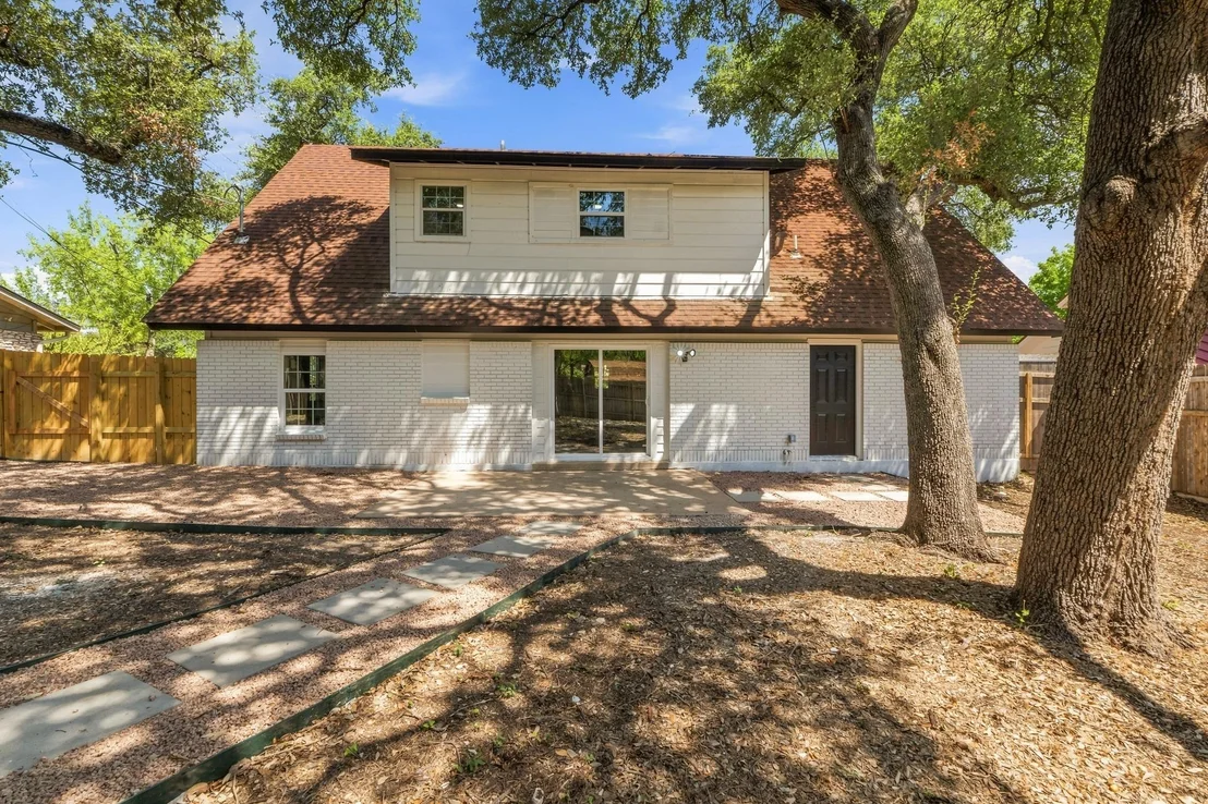 Photo of 903 Potomac PATH