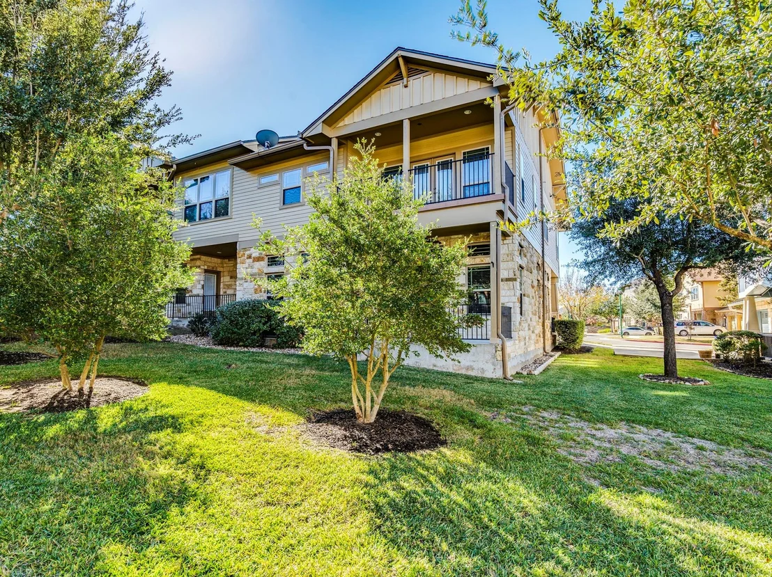 Photo of Unit 1903 at 2930 Grand Oaks LOOP