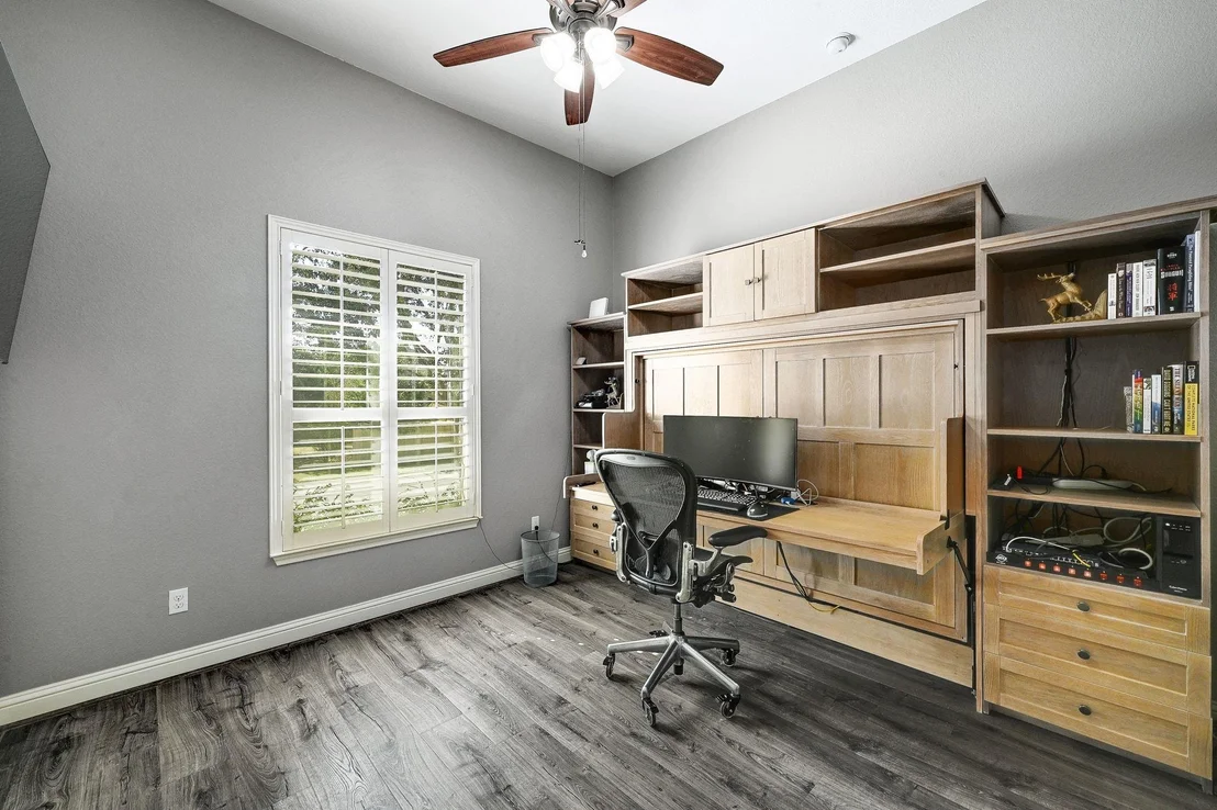 Photo of 306 Swallowtail DR