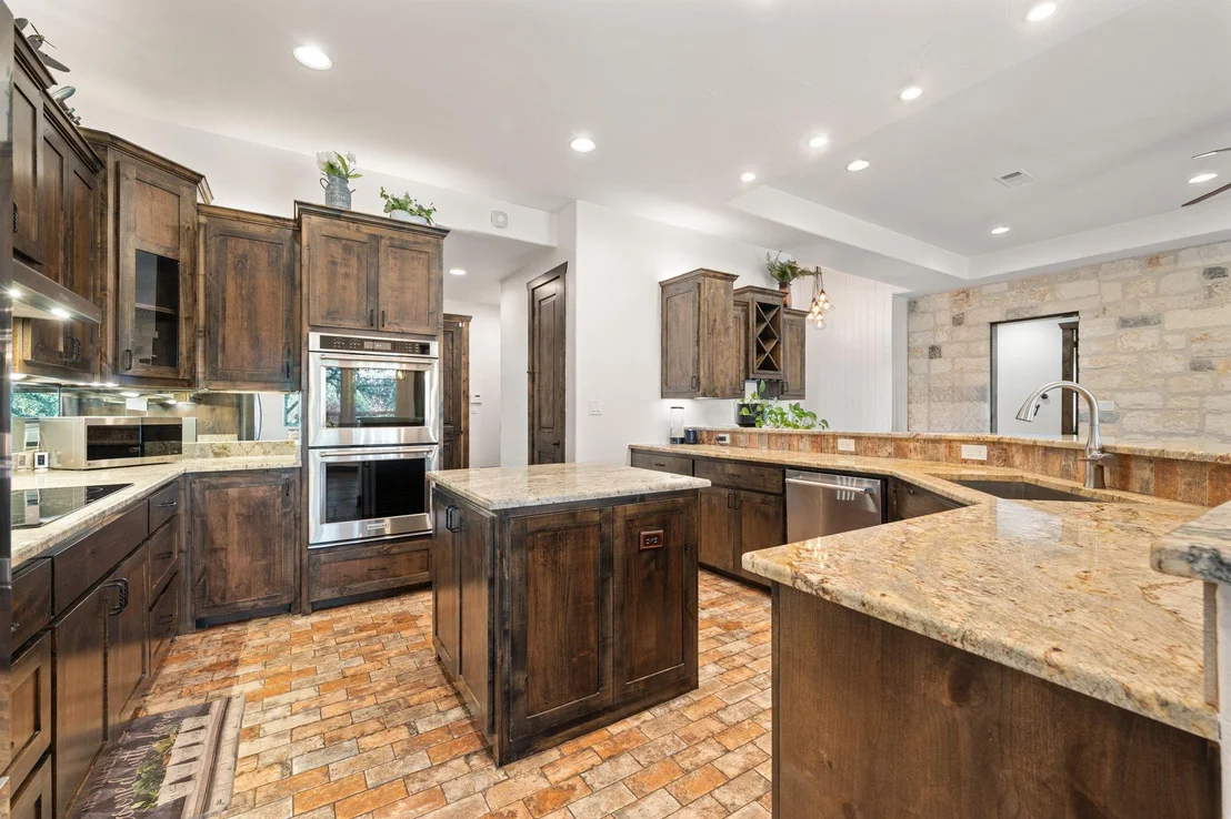 Photo of 303 Emerald WAY