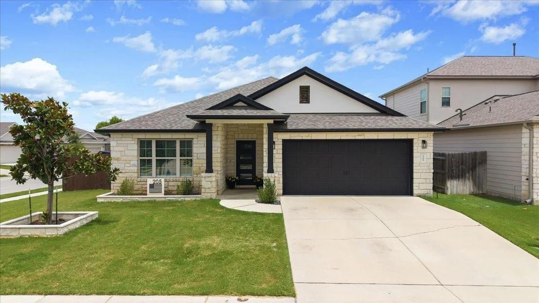 Photo of 205 Bright Star LN