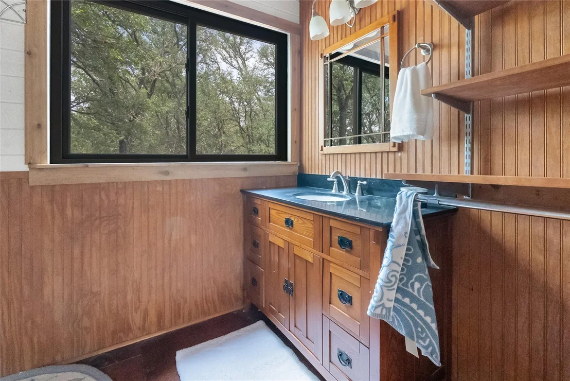 Photo of 415 Balch RD