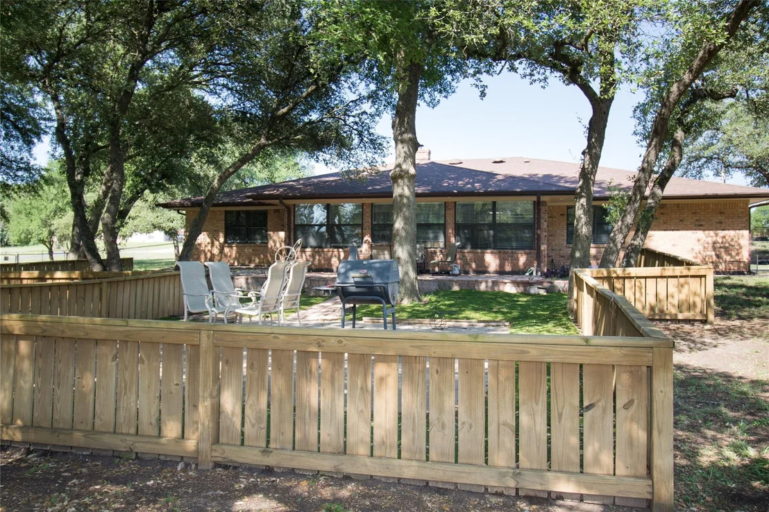 Photo of 221 County Road 4748