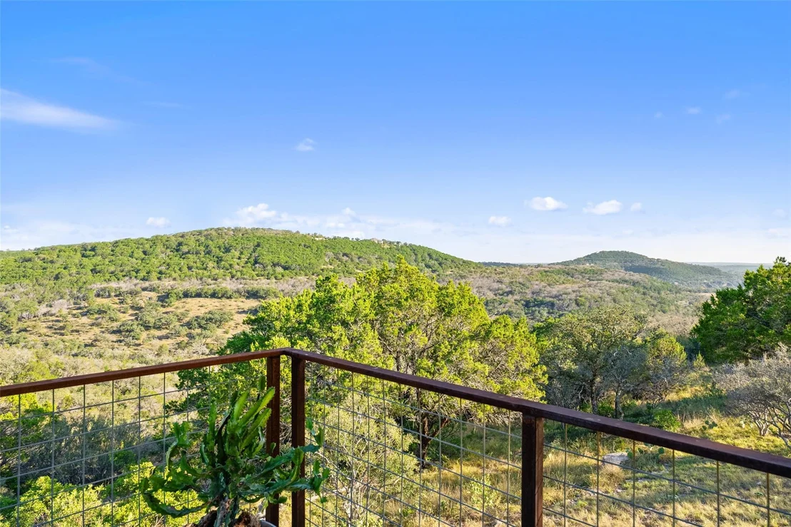 Photo of 2037 Wolf Creek Ranch RD