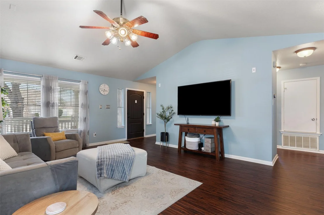 Photo of 4177 Mather