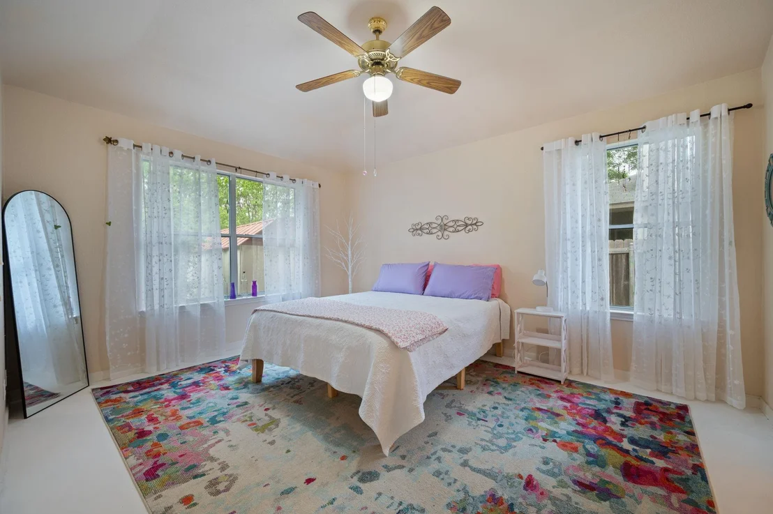 Photo of 450 Zebra DR
