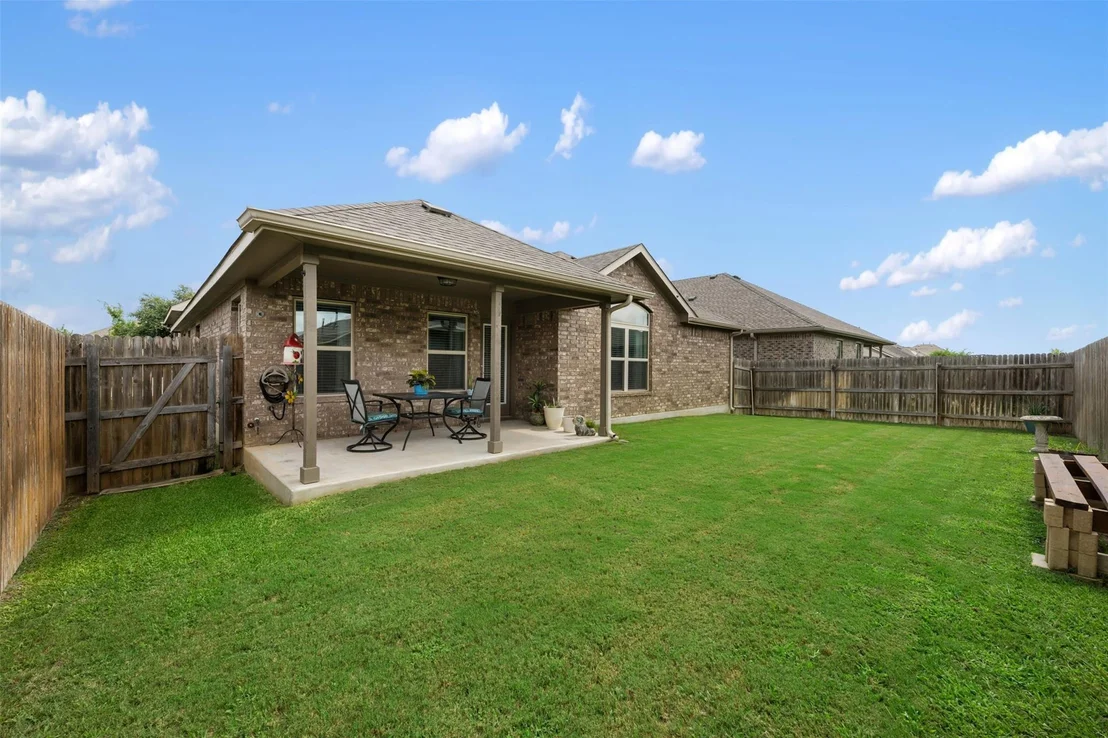 Photo of 604 Longhorn Cavern RD