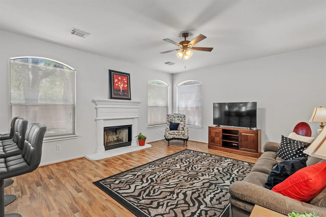 Photo of 4118 N Summercrest LOOP