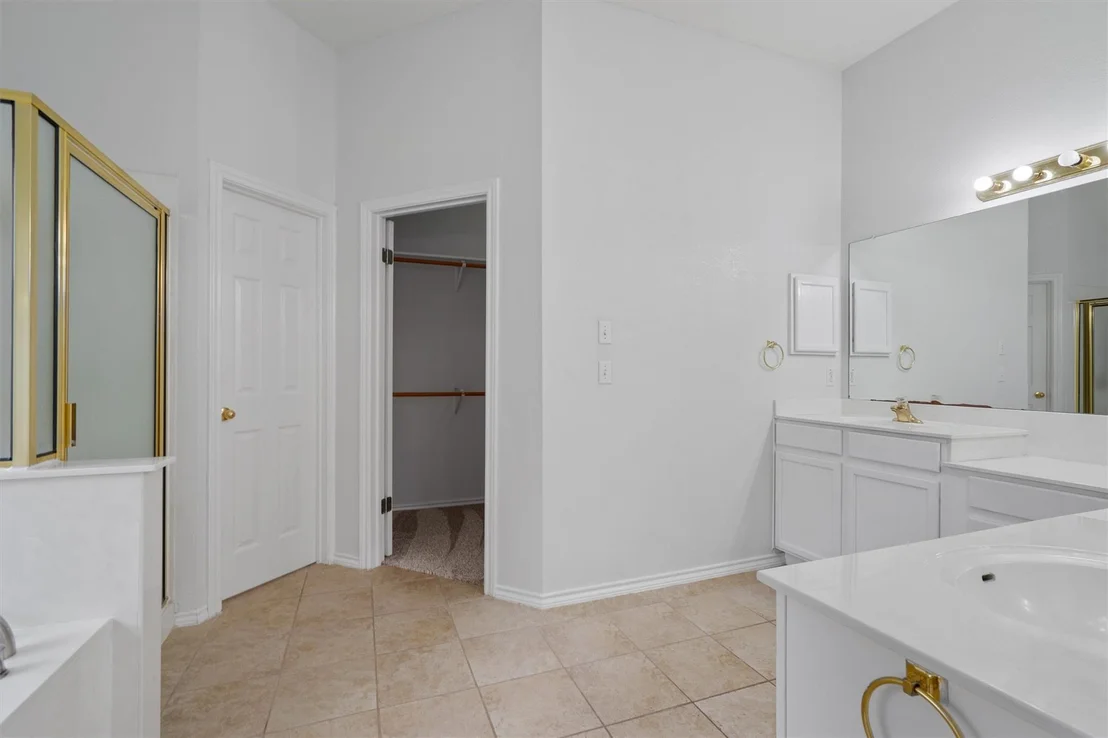 Photo of 2820 Blue Jay DR