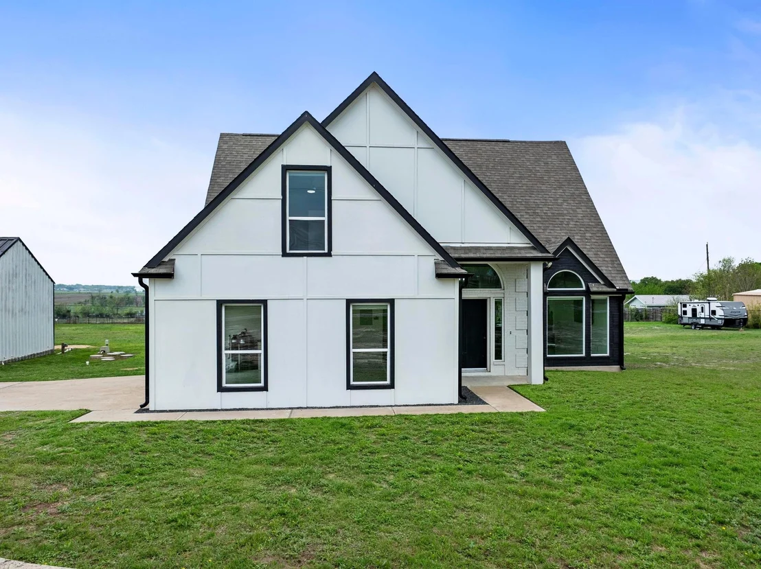 Photo of 150 Huntclub DR