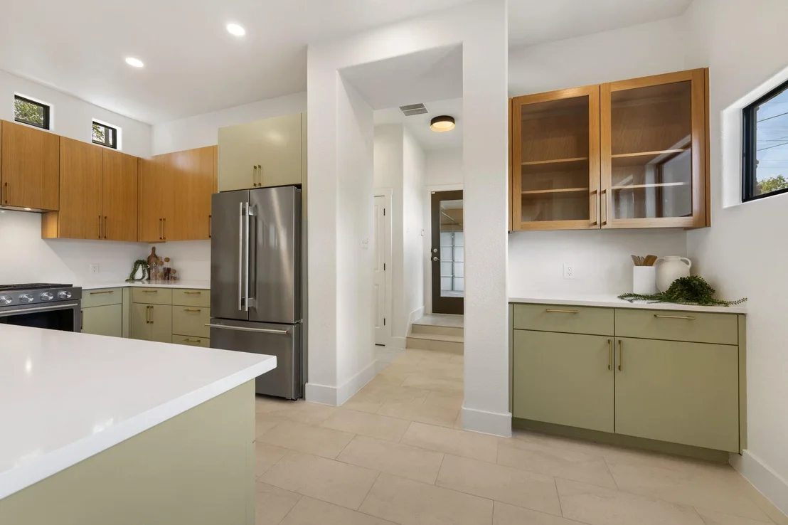 Photo of 1814 Maple Ave