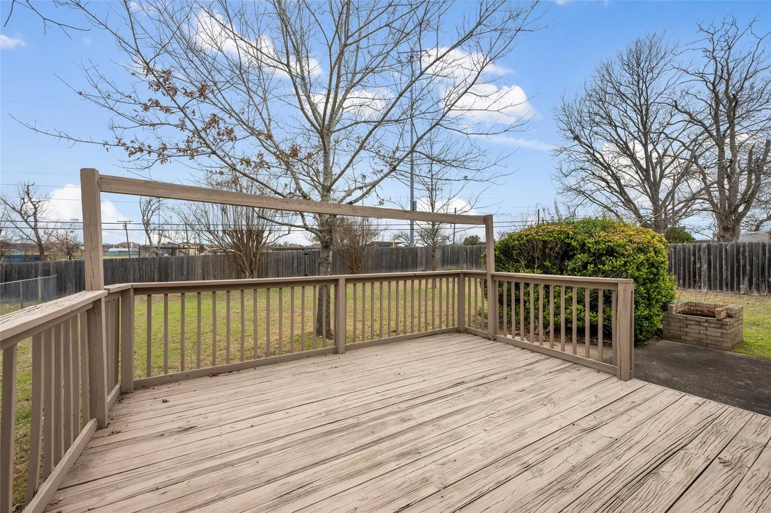 Photo of 712 Quail Run RD